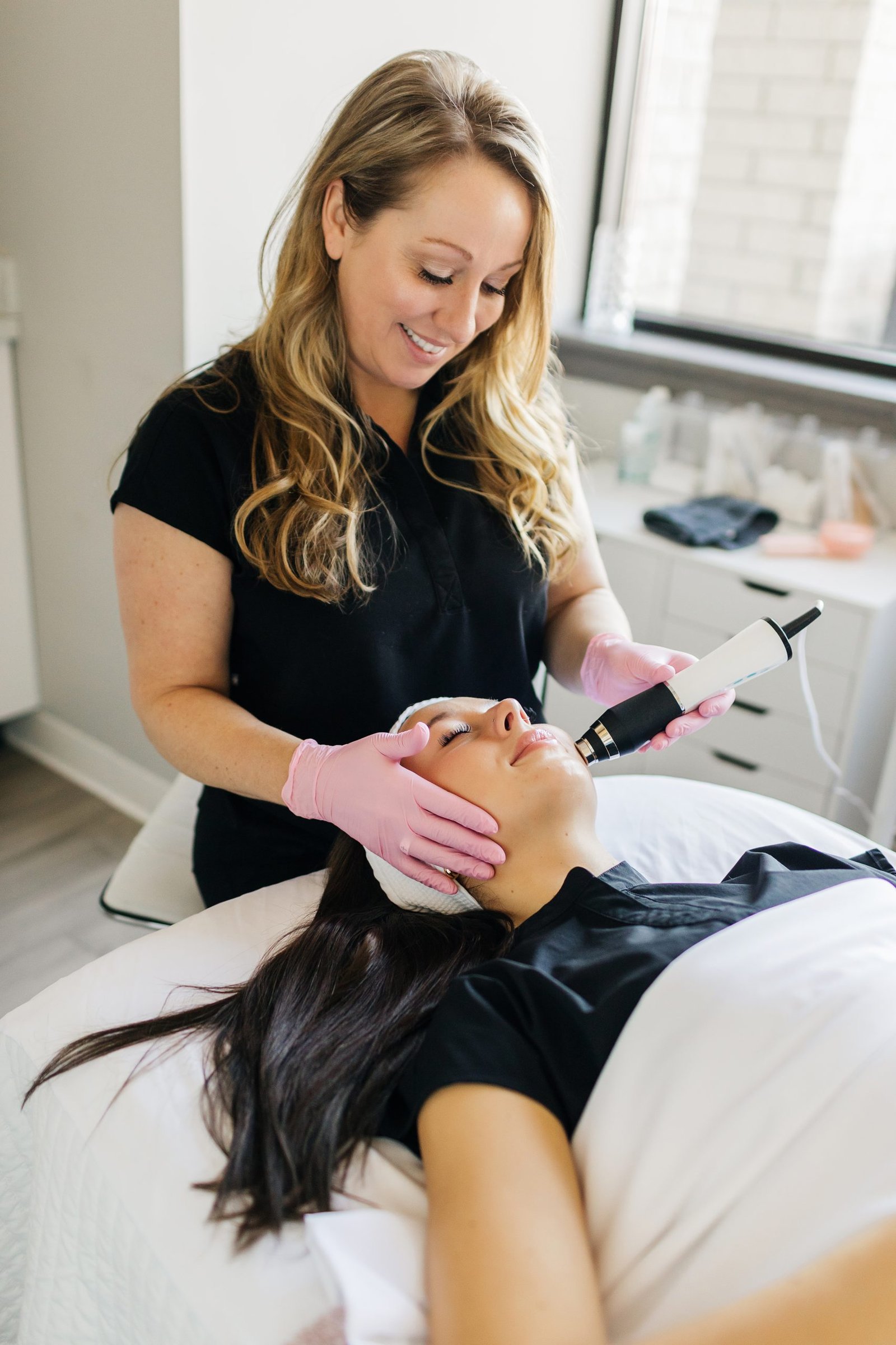 glo2facial burnsville